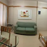 Flat Na Rua Bela Cintra